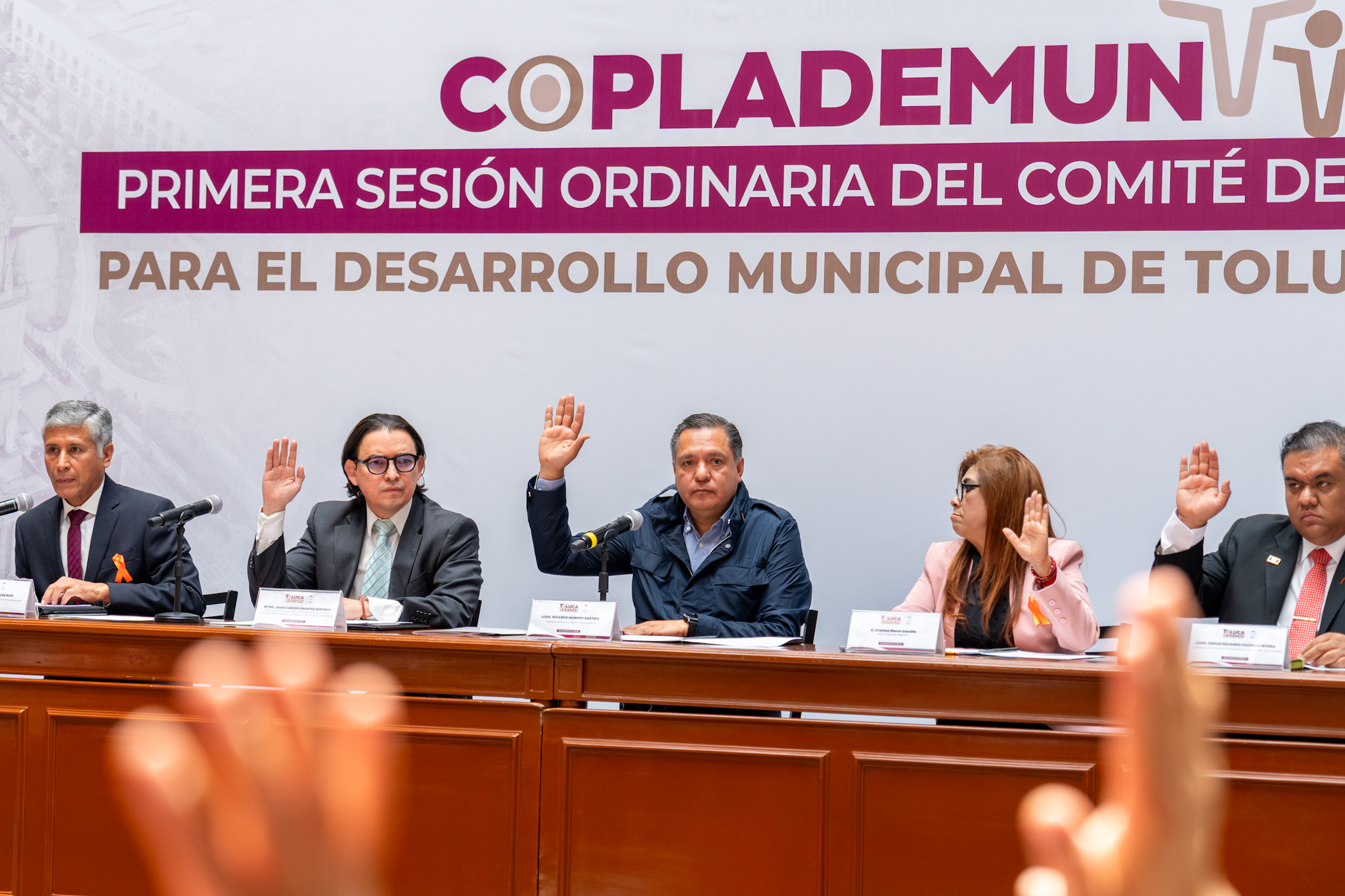 Presenta Ricardo Moreno Plan de Desarrollo Municipal e inicia una nueva etapa en Toluca