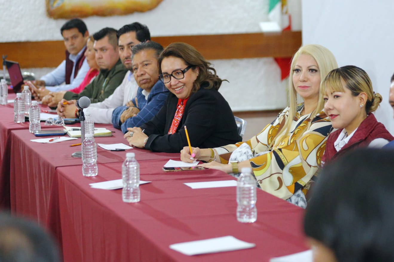 Azucena Olivares. Entrampada.