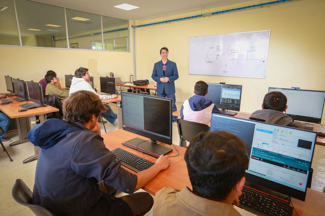 Tianguistenco de la UAEMex ofrece nueva carrera, Ingeniería en Ciberseguridad