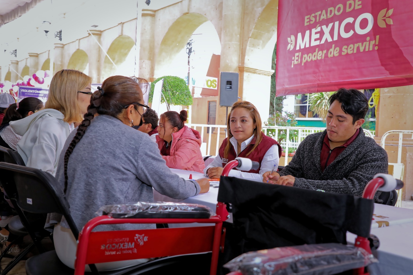 Edomex entregará sillas de ruedas y andaderas a personas con discapacidad; hoy inicia registro de beneficiarios