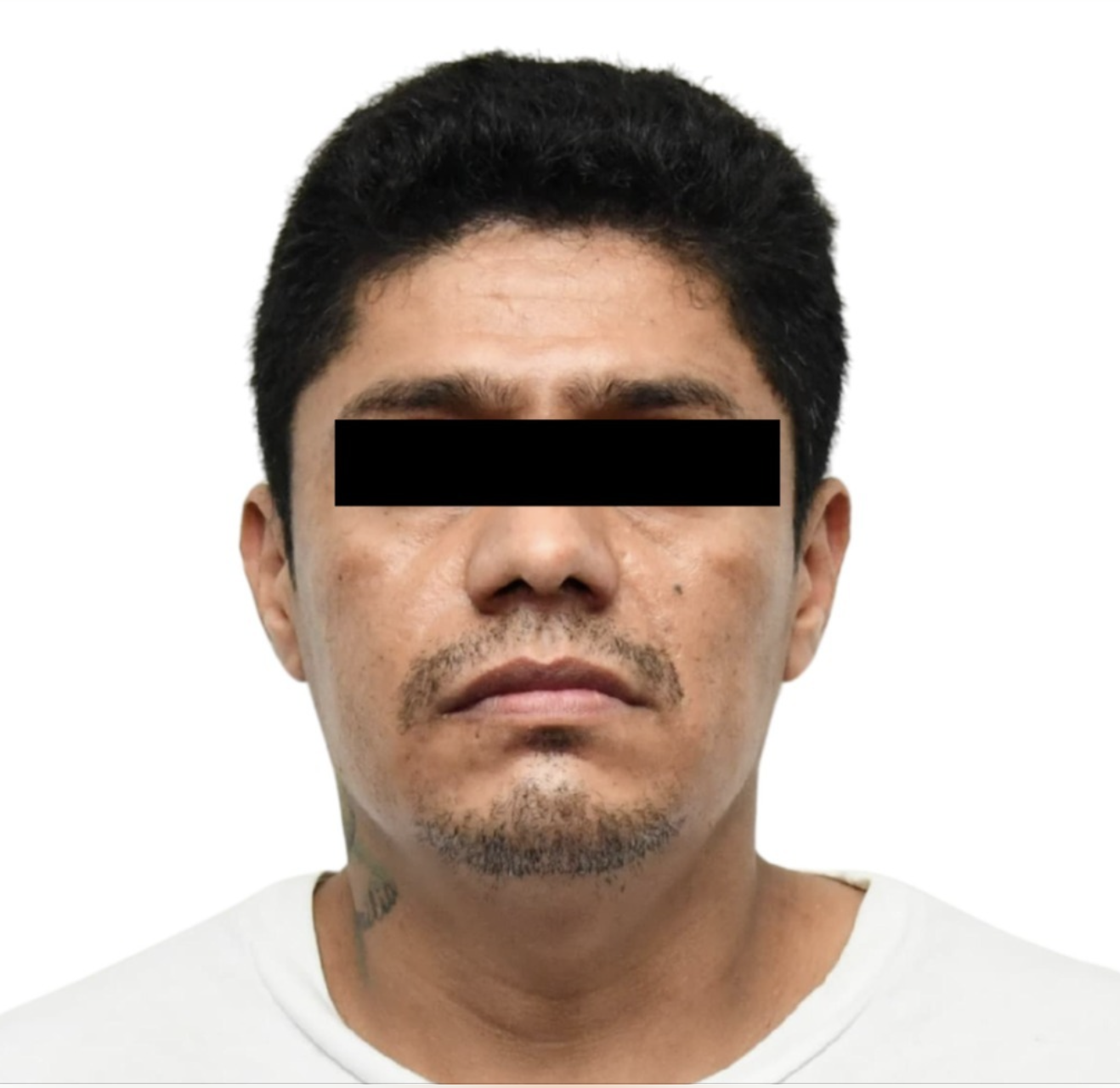 Vinculan a proceso penal al chofer del autobús que quiso ganarle el paso al tren en Atlacomulco