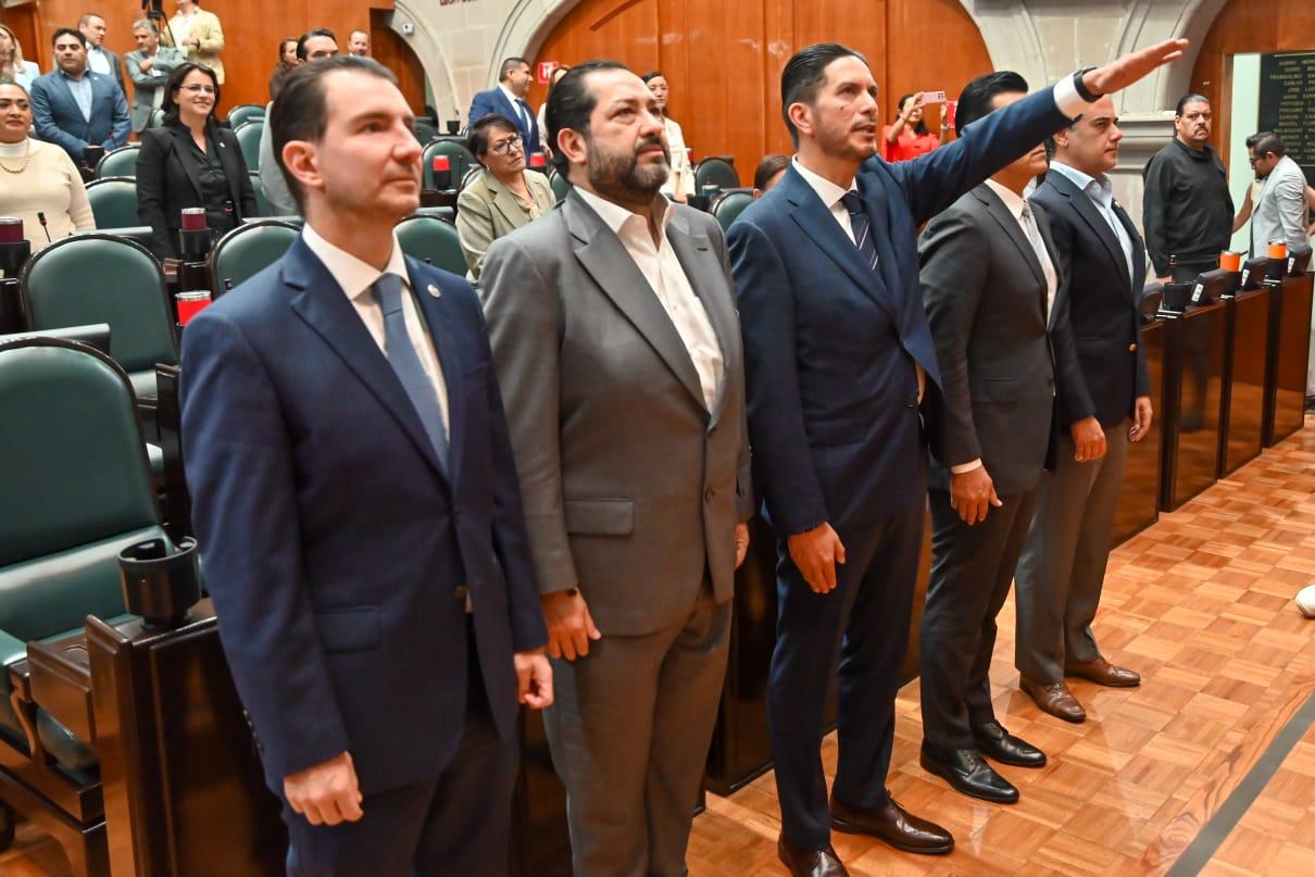 Designa Congreso Edomex a Víctor Delgado Pérez como nuevo titular de la Codhem