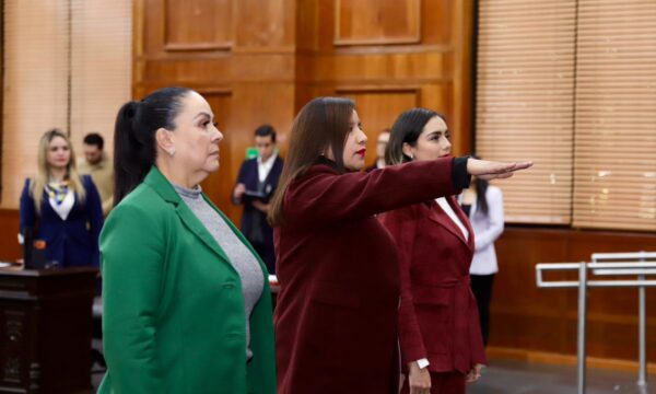 Renuncia otra jueza electa en los comicios de junio pasado; Congreso toma protesta quien la sustituirá
