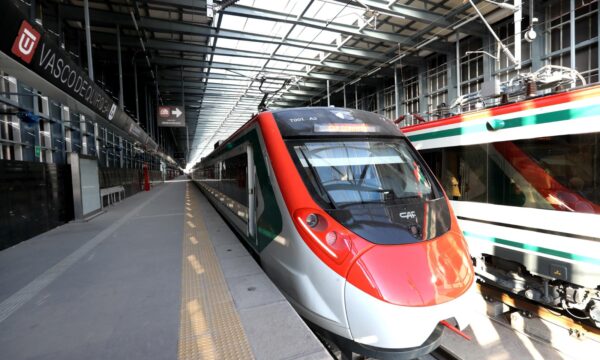 Última etapa del periodo de pruebas del Tren México-Toluca en tramo Santa Fe -Observatorio