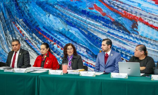 Alista Patricia Zarza Plan Rector de Desarrollo; busca recuperar vocación pública y social de UAEMex