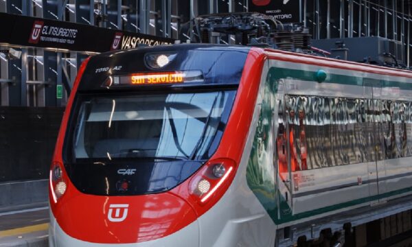 Se registra servicio intermitente en el Tren México-Toluca; fallas en terminal Observatorio y estación Vasco de Quiroga
