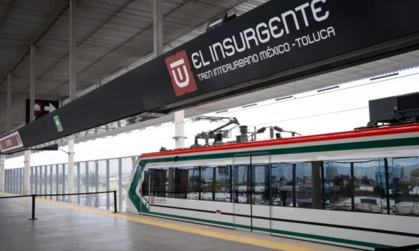 Amplia horario de servicio Tren México-Toluca; este lunes abren terminal Observatorio