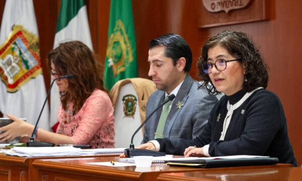 Aprueba Consejo Universitario UAEMex comisión para evaluar primer informe de Patricia Zarza