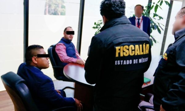 Detienen a tres funcionarios estatales del área de verificación de empresas de seguridad privada