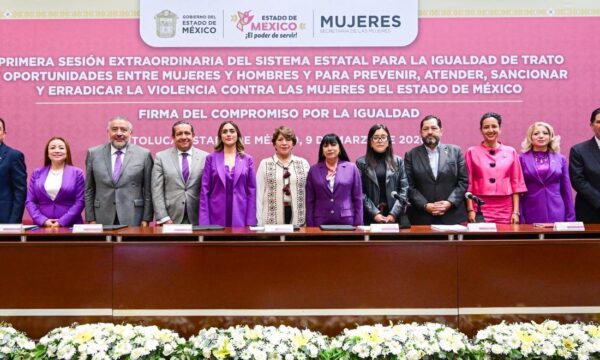 Firman gobernadora y los 125 municipios el Compromiso por la Igualdad para erradicar la violencia de género en Edomex