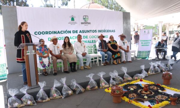 Promueve Zinacantepec sus costumbres y raíces mediante la concina tradicional