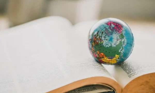 Edomex otorga becas para  estudios de posgrado en el extranjero con hasta 300 mil pesos anuales