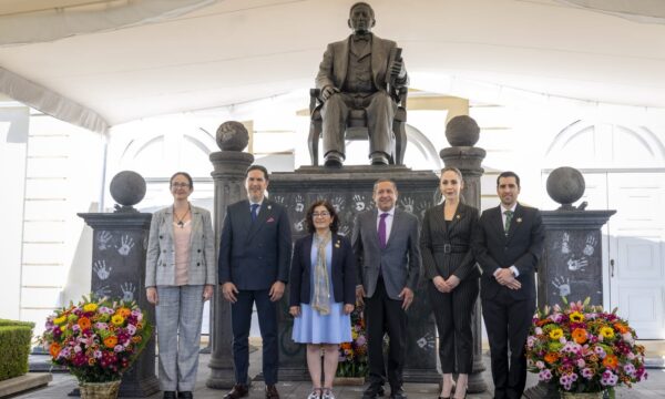 UAEMex refrenda legado juarista como eje formativo de nuevas generaciones