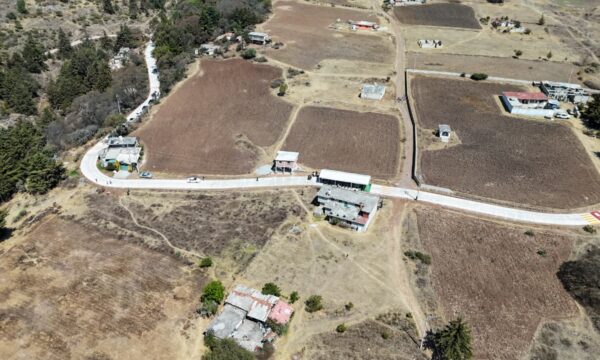 Entrega Adolfo Solís nuevas vialidades en Almoloya de Juárez; suman más de 20 km de caminos rehabilitados