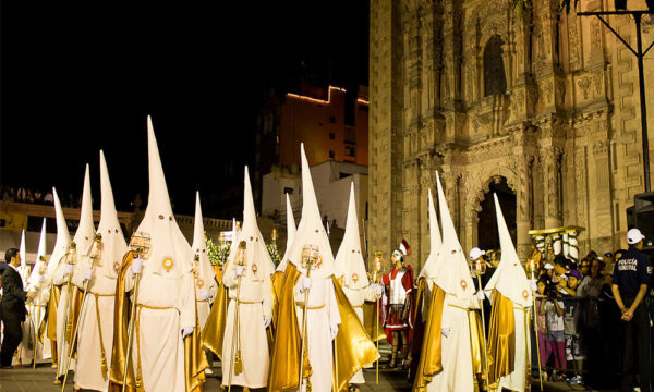 Implementa Toluca operativo por la Procesión del Silencio; cierran calles del primer cuadro