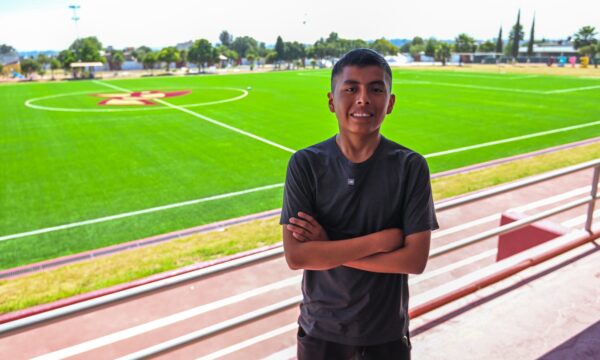 Suman 78 canchas de fútbol renovadas en deportivos del Edomex