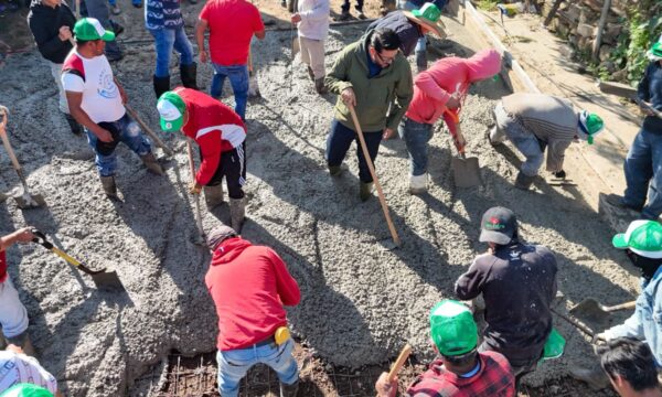 Retoma Almoloya de Juárez faenas con la comunidad para realizar obras públicas