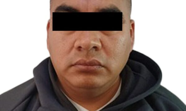 Capturan a policía municipal de Toluca, acusado de secuestro exprés y robo a casa habitación