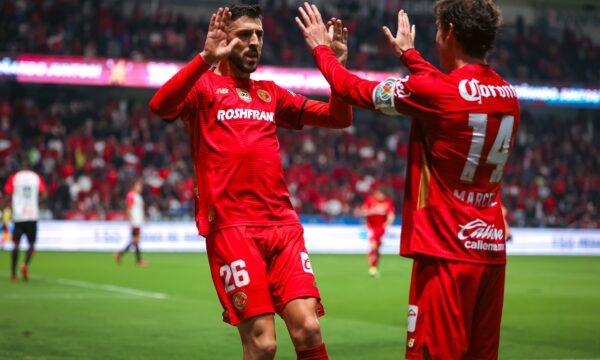 Tres puntos y mucho más