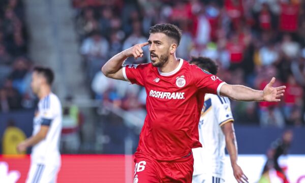 El Diablo invade el Azteca