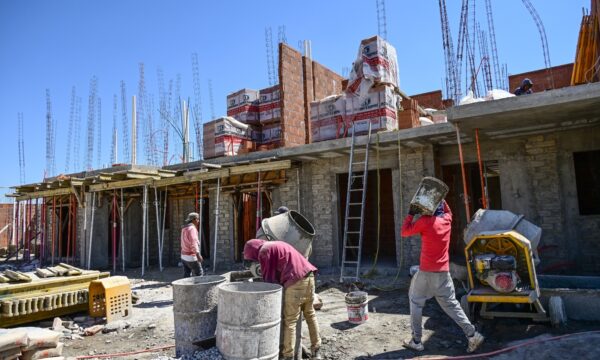 Edomex concentrará la mayor meta de vivienda del país: dan seguimiento a construcción de 100 mil hogares