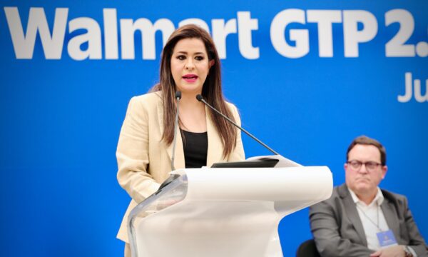 Walmart anuncia inversión de 4 mil mdp en Edomex; ampliará centro logístico en Tepotzotlán y abrirá 18 tiendas