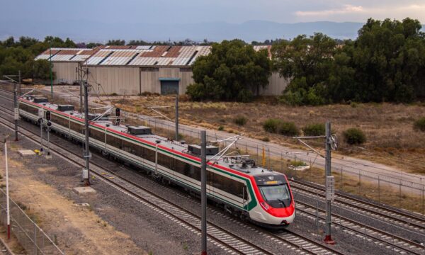 Transporta Tren Buenavista -AIFA más de 200 mil usuarios en su primera semana de operación