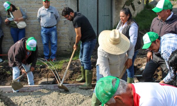 Caminos rurales afectados por lluvias son atendidos con faenas comunitarias en Almoloya de Juárez
