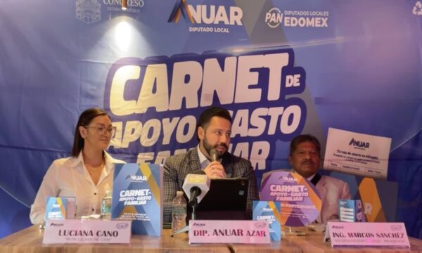 Presenta Anuar Azar, Carnet de Apoyo al Gasto Familiar en Atizapan de Zaragoza