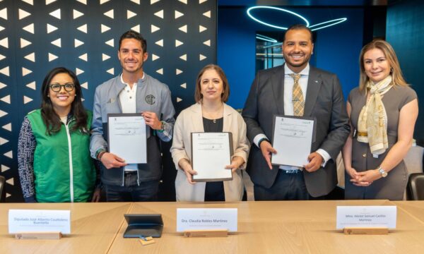 PVEM y Universidad Panamericana firman alianza para profesionalizar a servidores públicos en Edomex