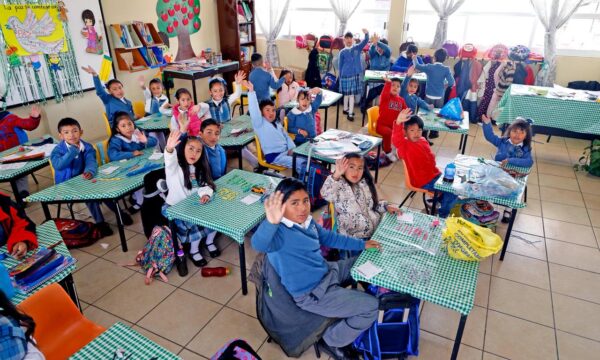 Edomex ajustará calendario escolar 2025-2026; clases concluirán el 5 de junio