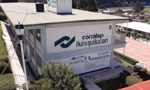 Separan a directora del Conalep de Huixquilucan; nombran interino y liberan a estudiantes detenidos