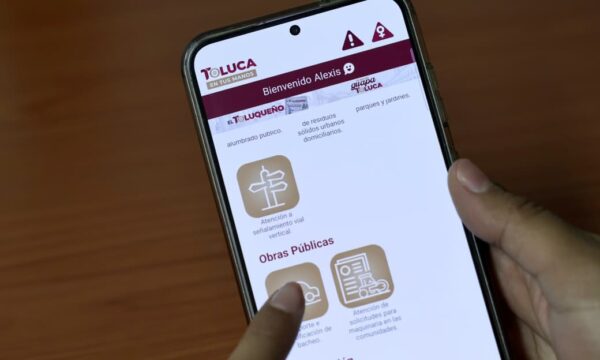 Fortalece Ricardo Moreno atención ciudadana con la aplicación Toluca en Tus Manos