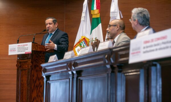 Poder Judicial del Edomex abre espacios para fortalecer la formación profesional de universitarios