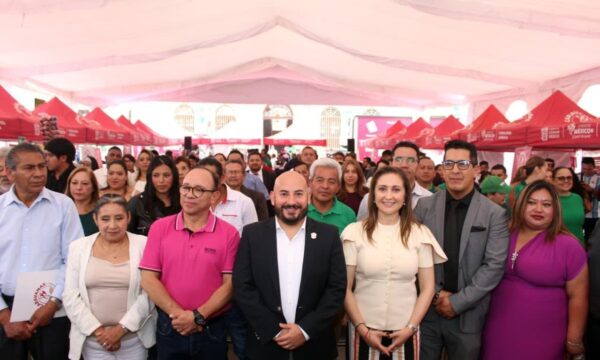 Bodas comunitarias dan certeza jurídica a 35 parejas en Zinacantepec