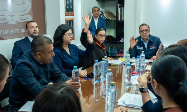 Dependencias estatales exponen dictámenes sobre proyecto de bodegas en la colonia Independencia
