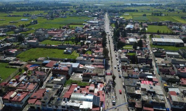 Arranca Ricardo Moreno Sendero Seguro que iluminará y protegerá a San Cayetano Morelos en Toluca