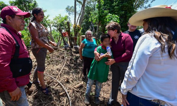 Va Delfina Gómez a Temascaltepec y promete apoyos a afectados de San Pedro Tenayac
