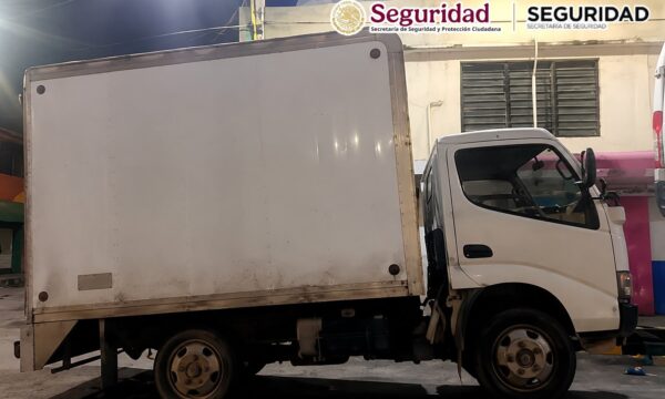 Recuperan en Chalco cargamento de medicamentos robado