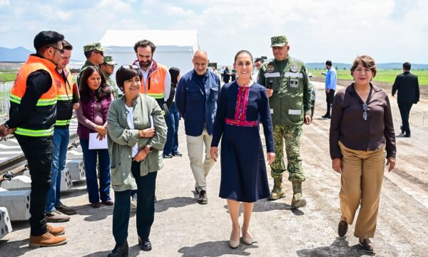Sheinbaum y Delfina Gómez supervisan obras del Tren México-Pachuca; revisan avance en estación de Nextlalpan