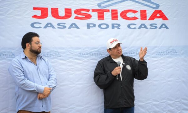 Lleva Poder Judicial Edomex asesoría jurídica casa por casa en Naucalpan