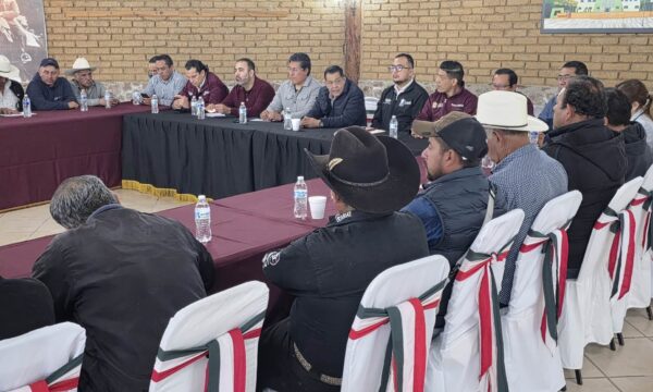 Tras 12 horas de bloqueo, liberan carreteras en Tenango; gobierno no detalla acuerdos