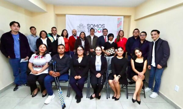 Reconoce Lerma a ocho jóvenes por su trayectoria y aportaciones al municipio