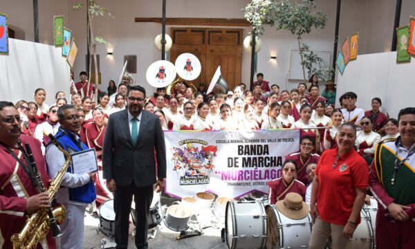 Almoloya de Juárez convierte el 16 de septiembre en jornada de desfile, tradición y futbol