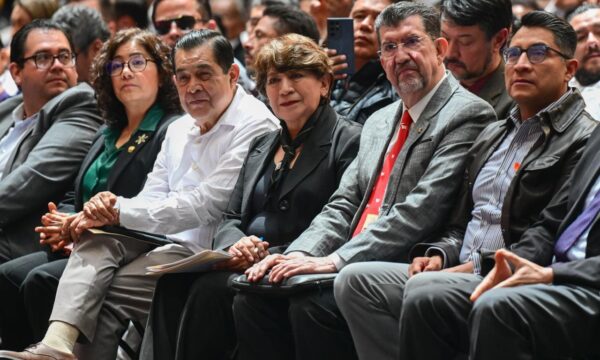 Delfina Gómez plantea diálogo permanente con transportistas para mejorar movilidad en Edomex
