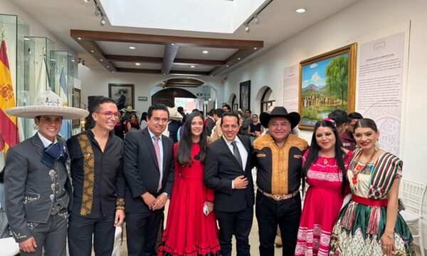 Lleva Lerma tradición charra al Museo Zanbatha con exposición de 200 piezas