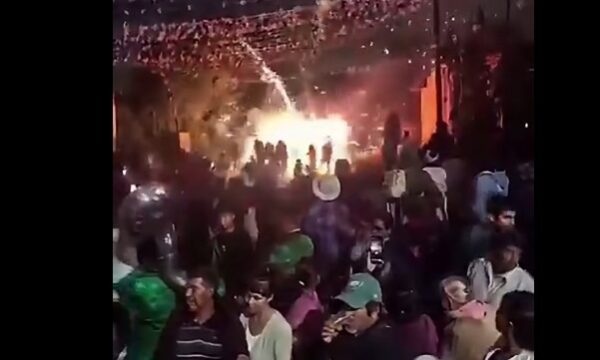 Explosión de pirotecnia deja al menos 10 heridos durante festejo patronal en Ixtapaluca