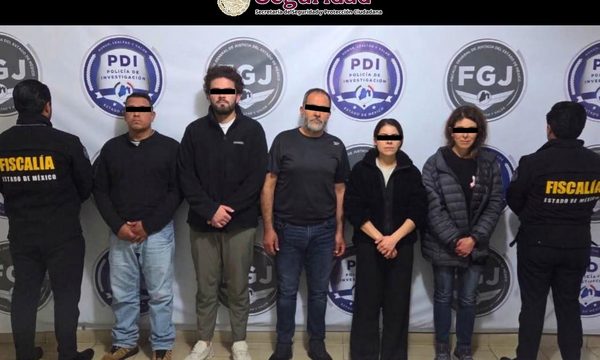 Se hacían pasar por Ministros, gobernadores y funcionarios de Presidencia para extorsionar a políticos y empresarios