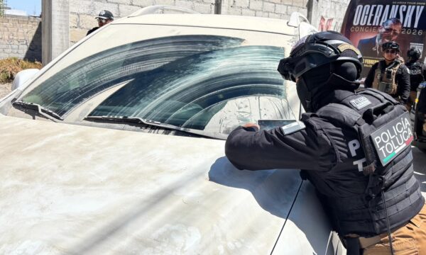 Recuperan en Toluca 571 vehículos robados; hay 354 detenidos