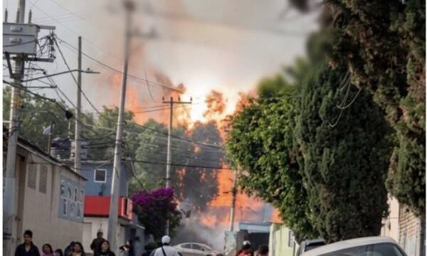 Se incendia gasera en Coacalco; genera pánico entre vecinos, daños materiales y al menos dos heridos